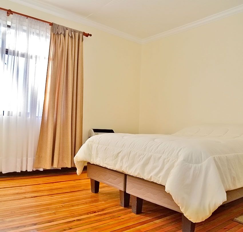 Habitacion Matrimonial Hostal Los Angeles